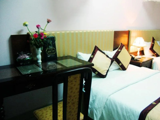 Nhat Tan Hotel