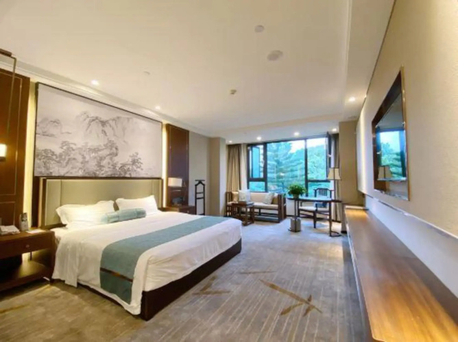 Cuiping Mountain Hotel