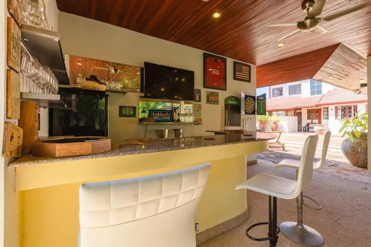 Tropical 6 Bedroom Villa Sanctuary