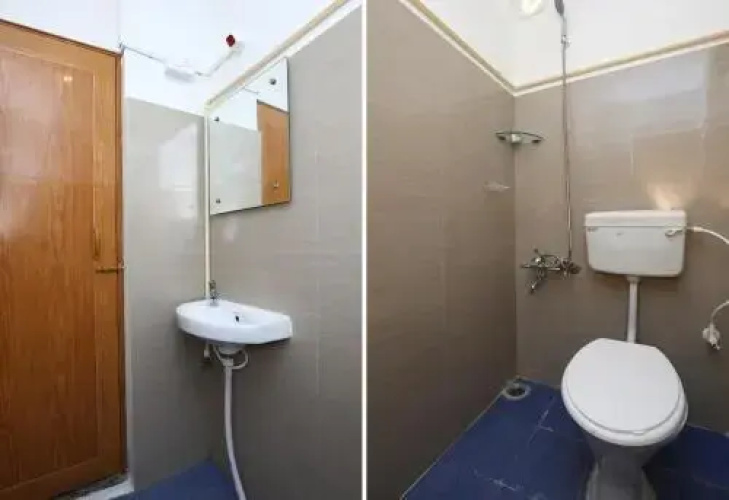 V Wella Comforts By OYO Rooms