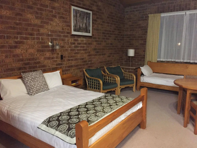 Coonawarra Place Motor Inn