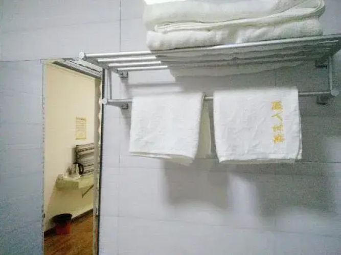 Sandu Laker Hotel