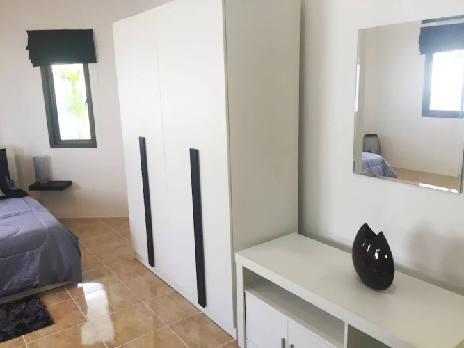 3 bedroom Pool Villa Near Walking St