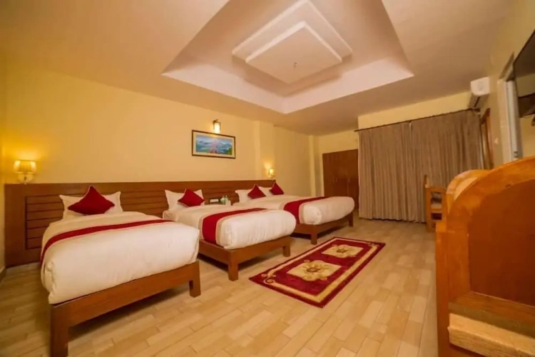 Deluxe Triple room