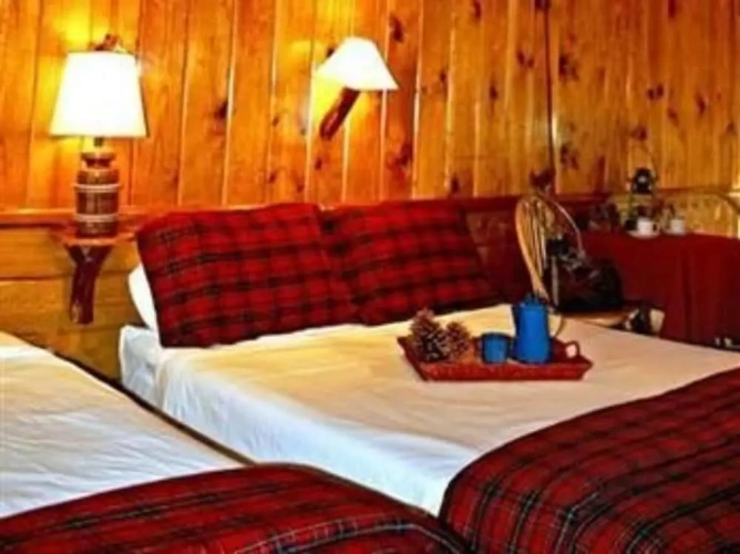 Standard Quadruple room with balcony