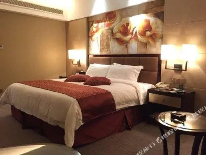 Deluxe Double Suite