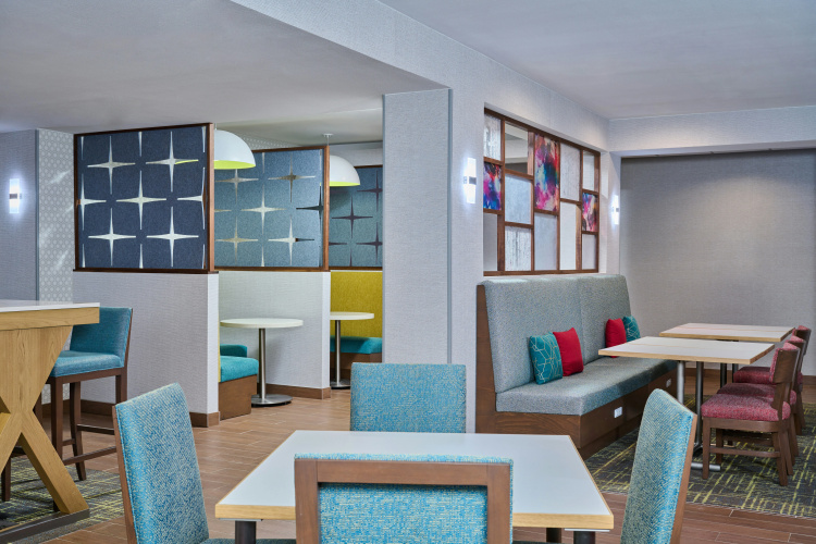 Hampton Inn Anchorage photo 23