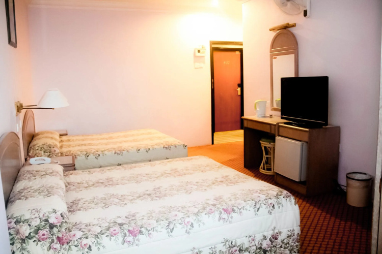 Hotel Rainbow