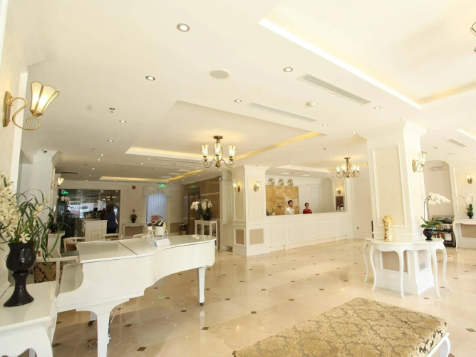 City Bay Palace Hotel
