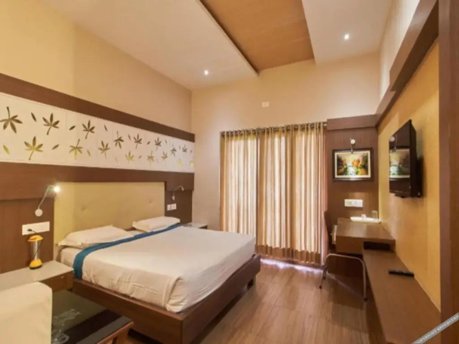 Hotel Dream Land by FabHotels