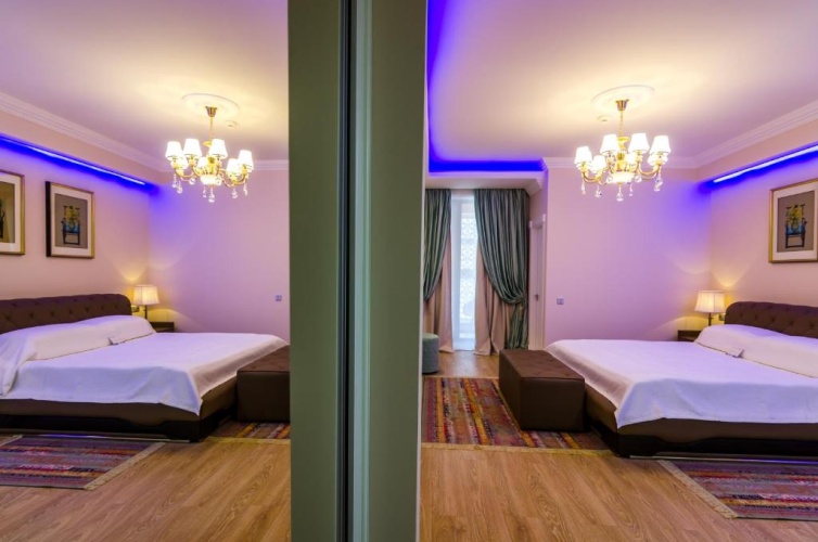 Junior Suite with partial sea view