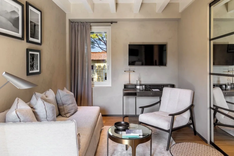 Executive Suite with partial view