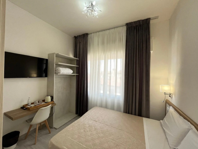 Hotel Ester