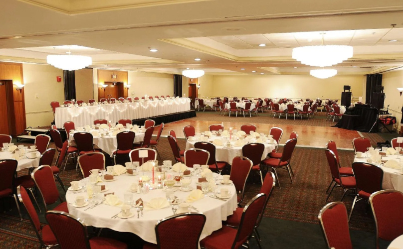 Radisson Hotel Milwaukee West