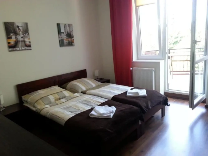 3 Bedrooms Apartment