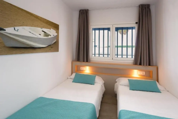 2 Bedrooms Twin Apartment