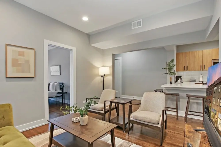 3 Bedrooms Executive Apartment