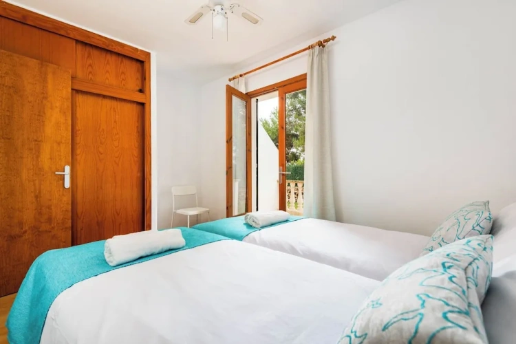 1 Bedroom Apartment with balcony