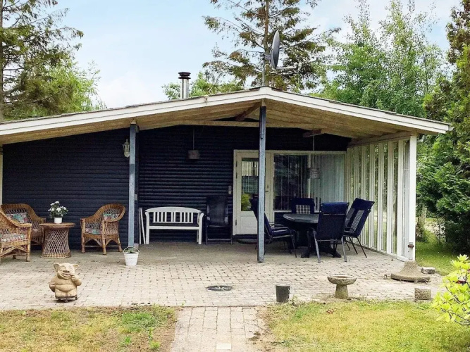 6 Person Holiday Home in Gorlev