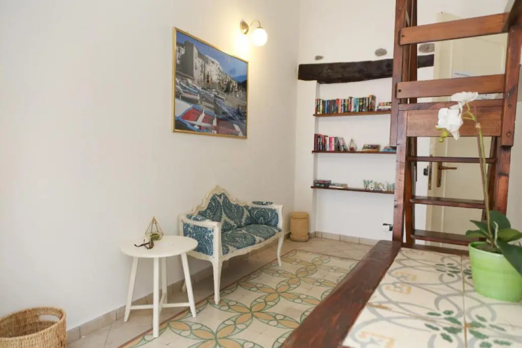 SELF Apartments - Coastal Suite and Central Balcony