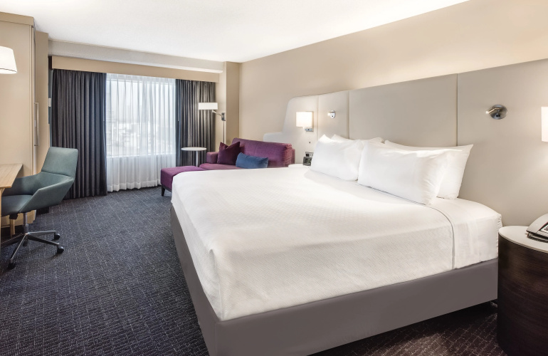 Crowne Plaza Cleveland At Playhouse Square photo 8
