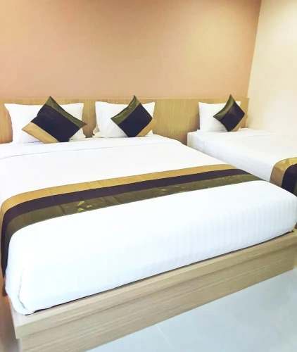 Deluxe Triple room with balcony