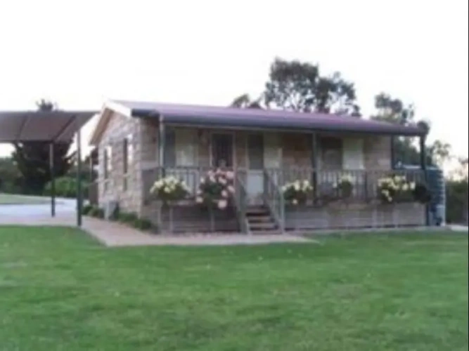 1 Bedroom Cottage with balcony and with view