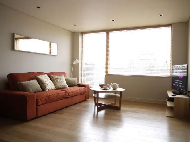 Caledonian Road Apartments