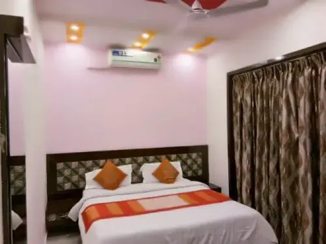 12 Star Hadapsar