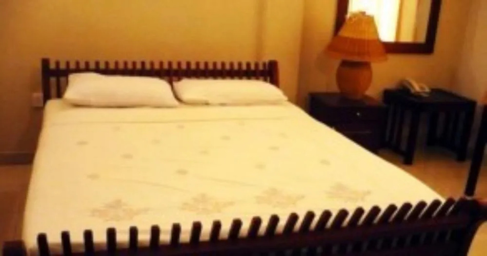 Monty Hotel