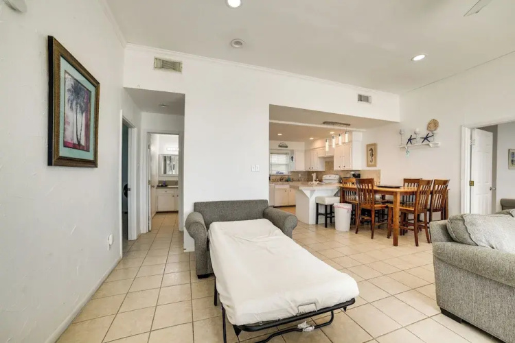 Covered Patio: Beachfront Galveston Home!