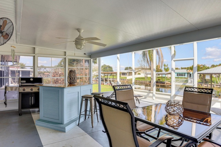 3 Bedrooms Cottage