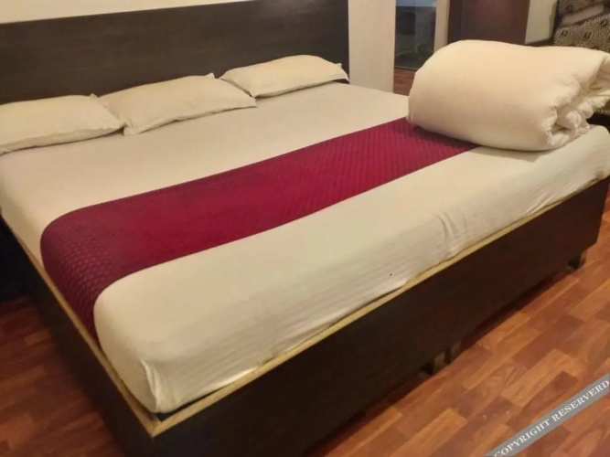 Kishish Kunj Hotel
