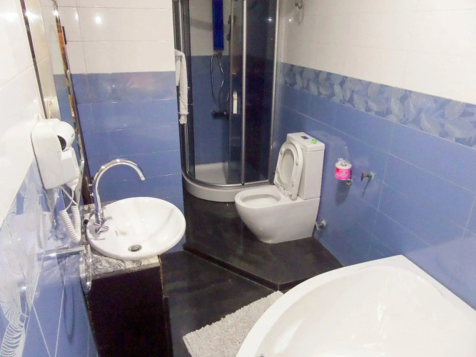 Britannia Hotel and Suites