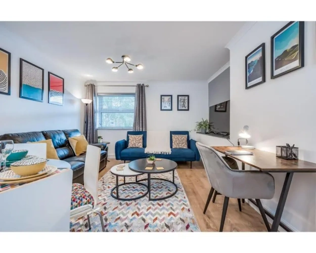 Deluxe Apartment