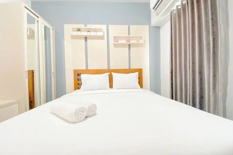 Simple White Studio Apartment At The Alton Semarang
