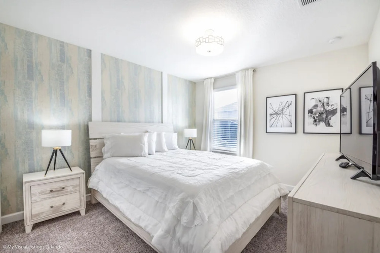 6 Bdrm 5 BA Vacation Home