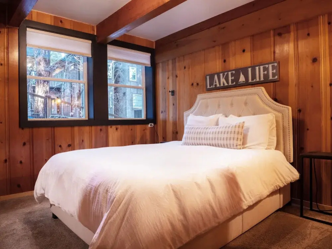 Bear Lodge