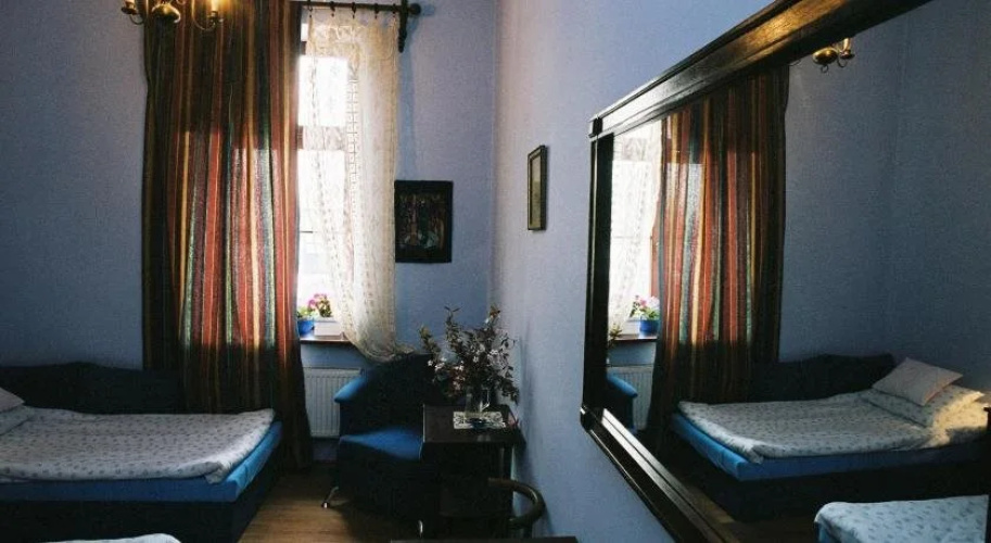 Piano Guest House