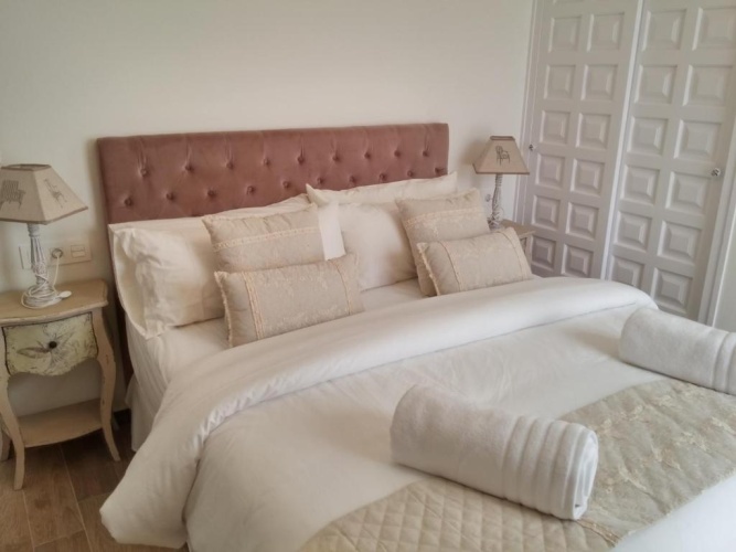 3 Bedrooms Cottage