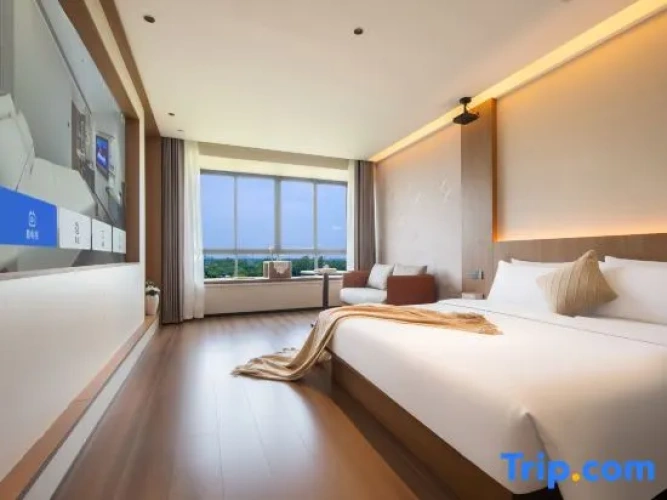 Standard Double room with view