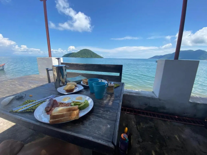 Thumbi View Lodge