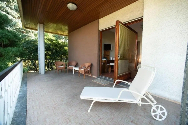 Deluxe Double room with garden view