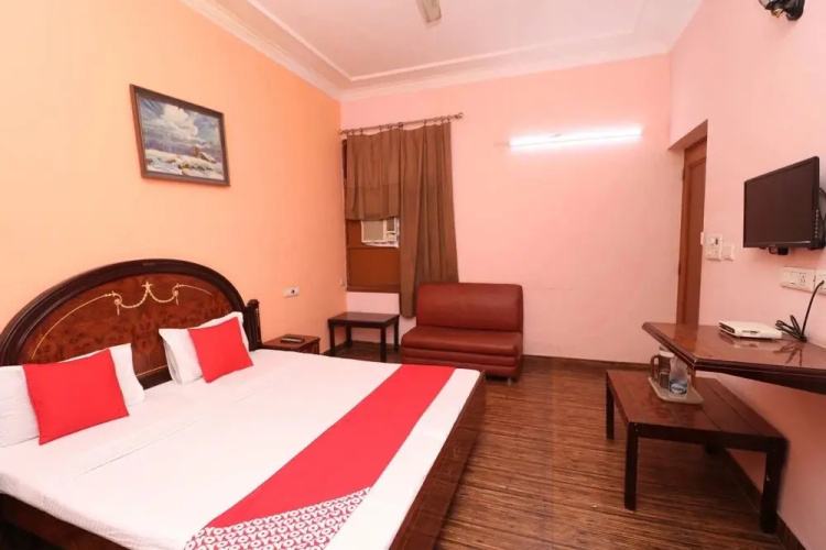 Hotel Kishore Castle