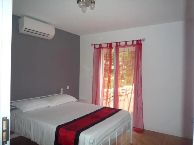 3 Bedrooms Cottage