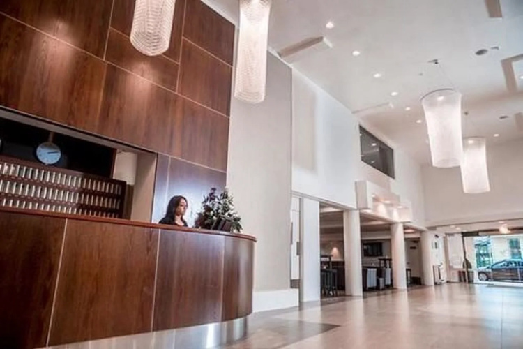 West Plaza Hotel