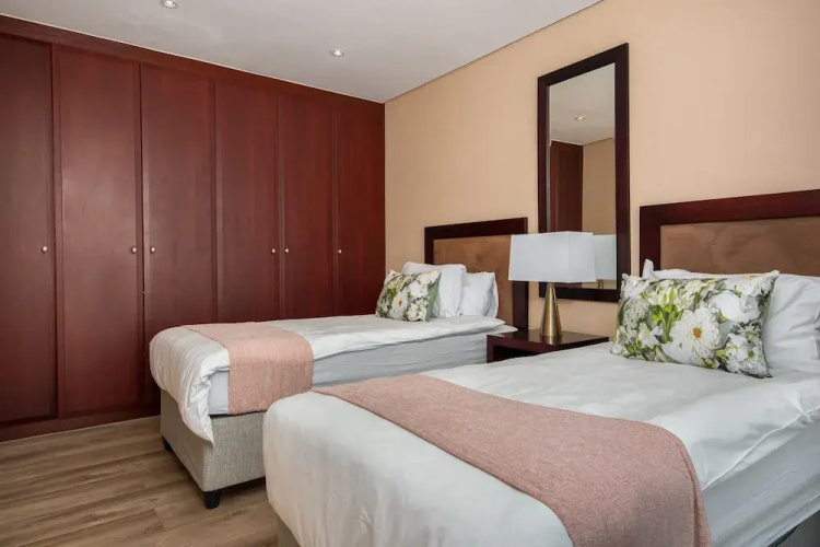 Fountain Suites 1103