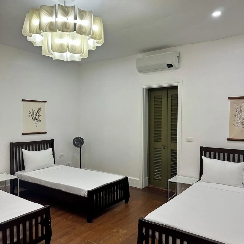 5 Bedrooms Comfort Villa with partial ocean view