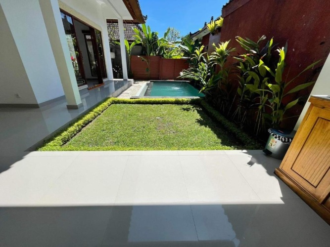 2 Bedrooms Villa