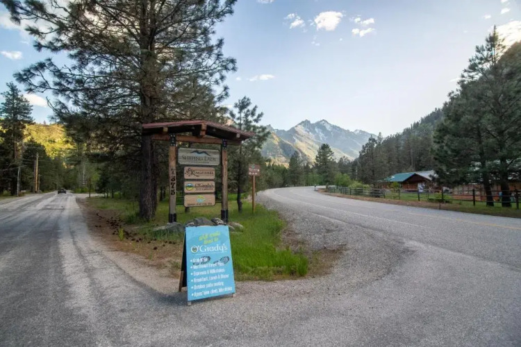 Sleeping Lady Mountain ResortOver view
